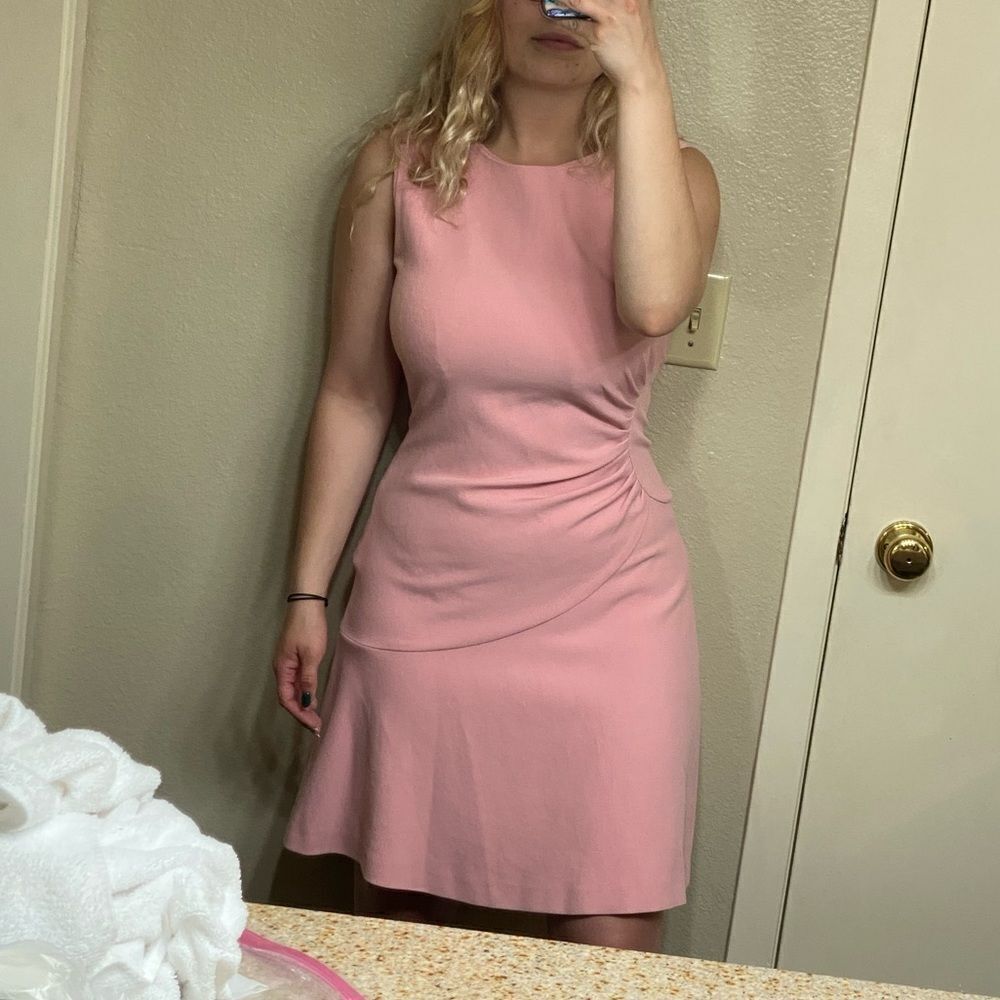 Diane Von Furstenberg Pink Mini/Midi Flattering Dress
